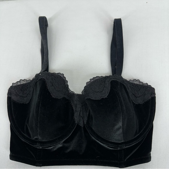 Victoria's Secret Women’s Size 32DD Dream Angels Black Velvet bra - Picture 2 of 12